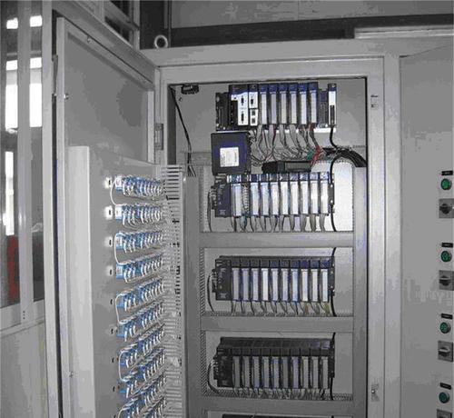 自动化控制系统     佳尔plc控制柜是具有高等级防护标准的工业控制柜
